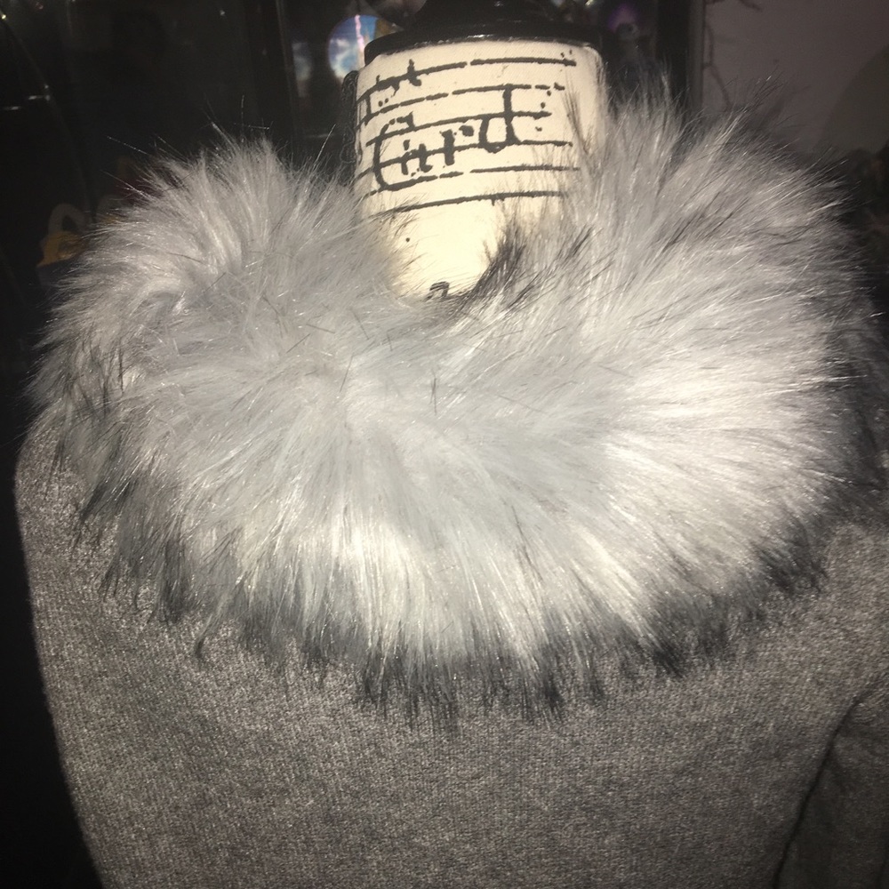 Sweater Spring - image 2